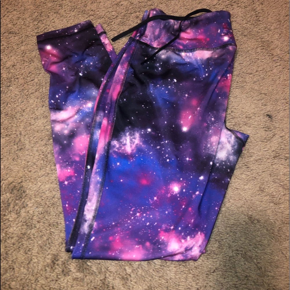 🦋4/15 SALE🦋 Galaxy full length leggings